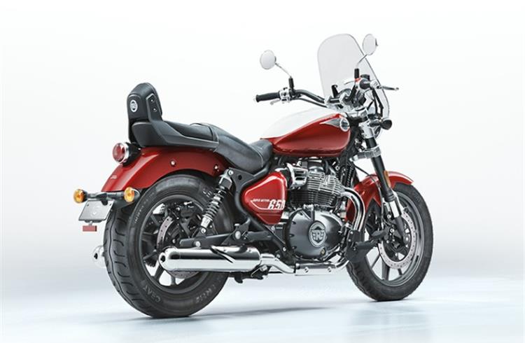 Royal Enfield unveils Super Meteor 650 cruiser at EICMA